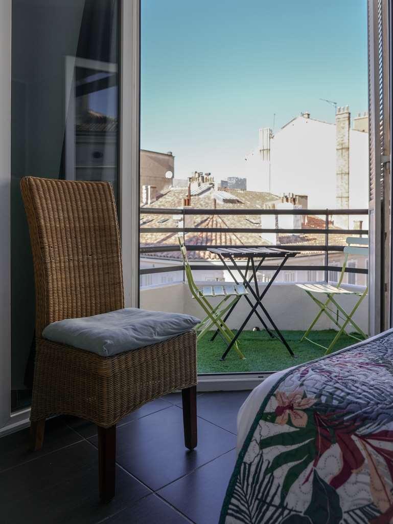 Celenya Hotel Toulon Pokoj fotografie